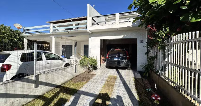 Duplex/geminado 02 dormitórios à venda no bairro centro com 126 m² de área privativa - 1 vaga de garagem