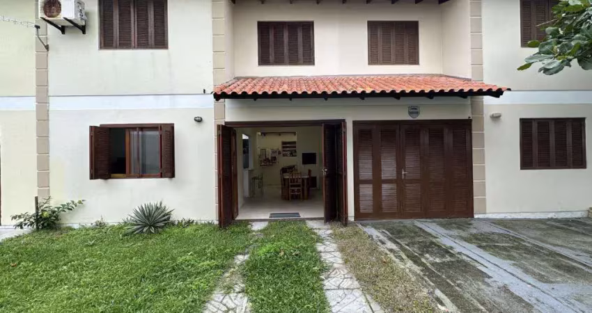 Casa com 2 quartos à venda na Avenida Garibaldi, 614, Centro, Imbé