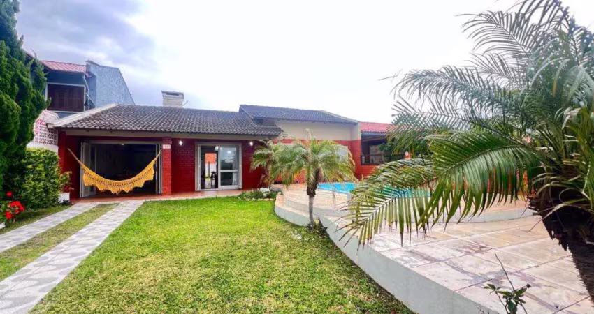 Casa 03 dormitórios com piscina à venda no bairro centro com 120 m² de área privativa