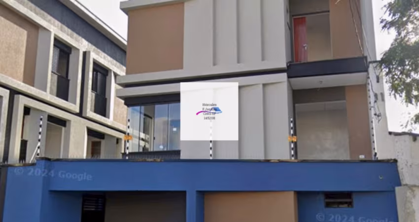 Lindo sobrado em condomínio pronto para morar