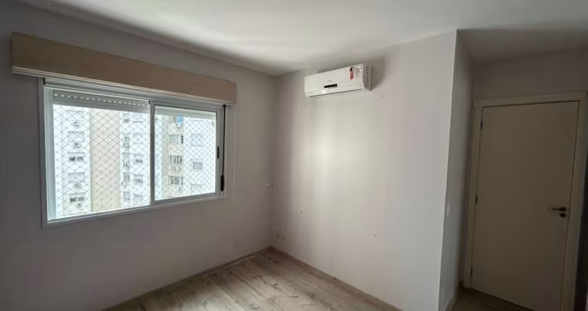 Apartamento com 2 quartos para alugar na Avenida Dom Cláudio José Gonçalves Ponce de Leão, 240, Vila Ipiranga, Porto Alegre