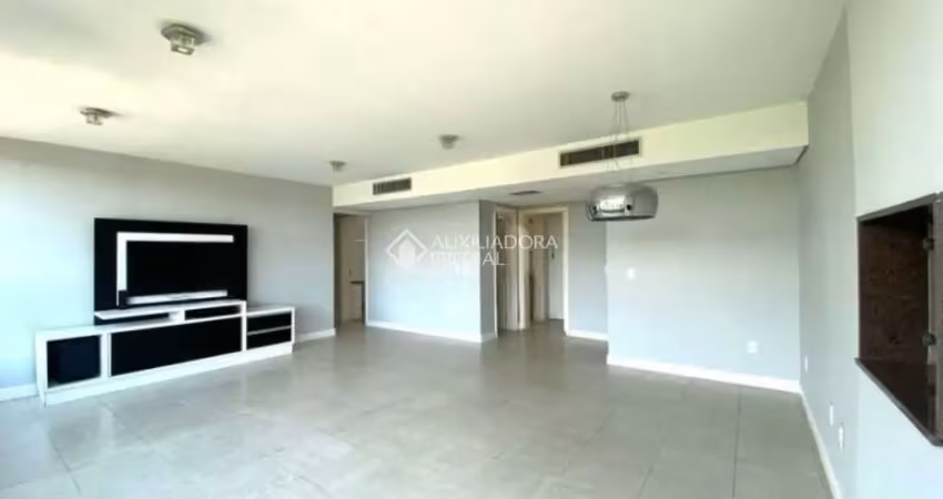 Apartamento com 3 quartos para alugar na Rua Primeiro de Janeiro, 150, Três Figueiras, Porto Alegre