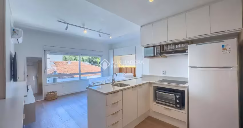 Loft com 1 quarto para alugar na Travessa Carmem, 96, Floresta, Porto Alegre