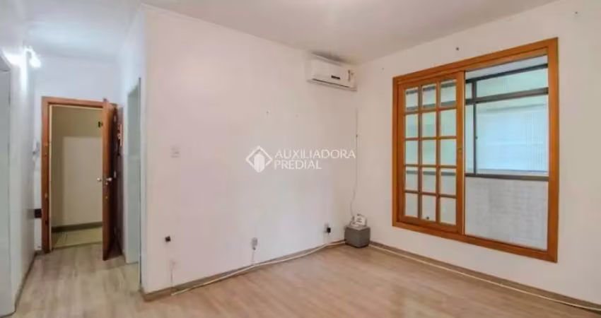 Apartamento com 3 quartos para alugar na Rua Comendador Azevedo, 95, Floresta, Porto Alegre