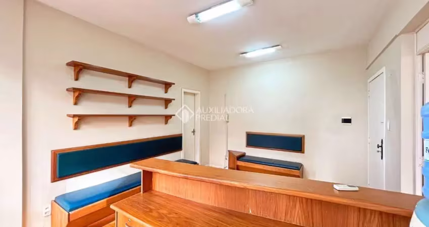 Sala comercial para alugar na Avenida Senador Salgado Filho, 94, Centro Histórico, Porto Alegre