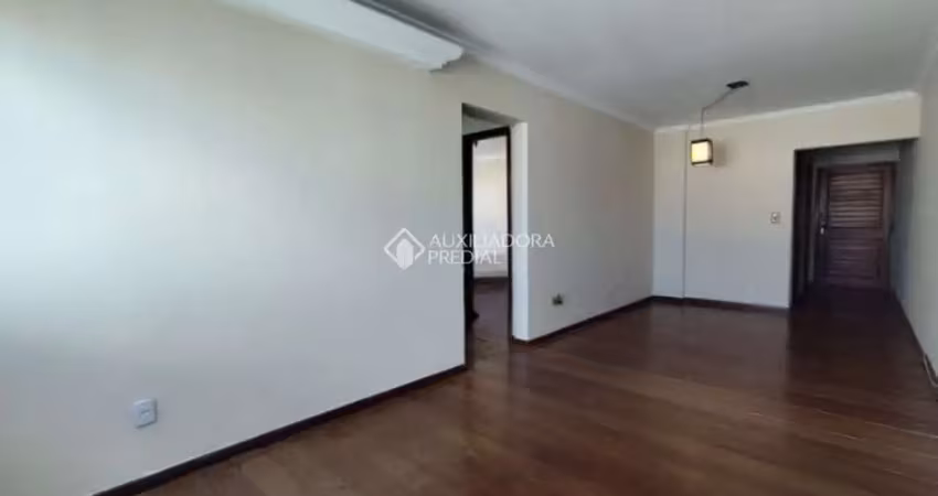 Apartamento com 2 quartos para alugar na Rua Coronel Genuino, 206, Centro Histórico, Porto Alegre
