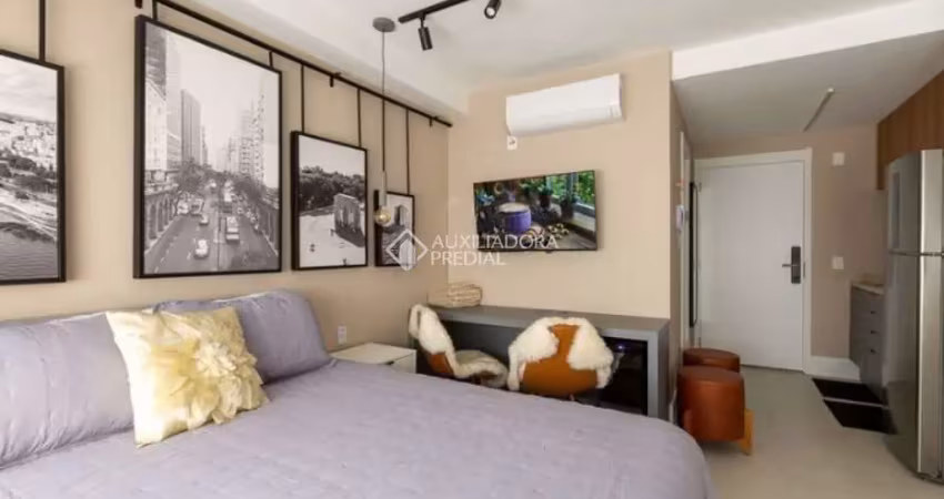 Loft com 1 quarto para alugar na Rua Casemiro de Abreu, 576, Boa Vista, Porto Alegre