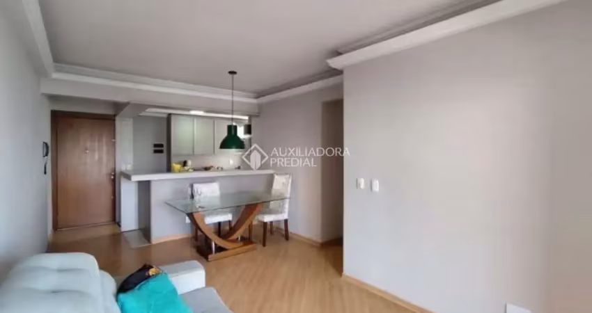 Apartamento com 3 quartos para alugar na Rua Carlos Silveira Martins Pacheco, 55, Cristo Redentor, Porto Alegre