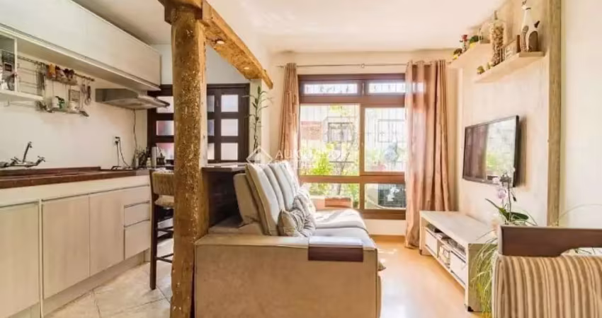 Apartamento com 2 quartos para alugar na Avenida Silva Paes, 1767, Medianeira, Porto Alegre