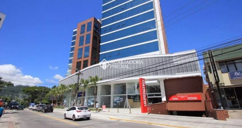 Sala comercial para alugar na Rua Lauro Linhares, 2010, Trindade, Florianópolis