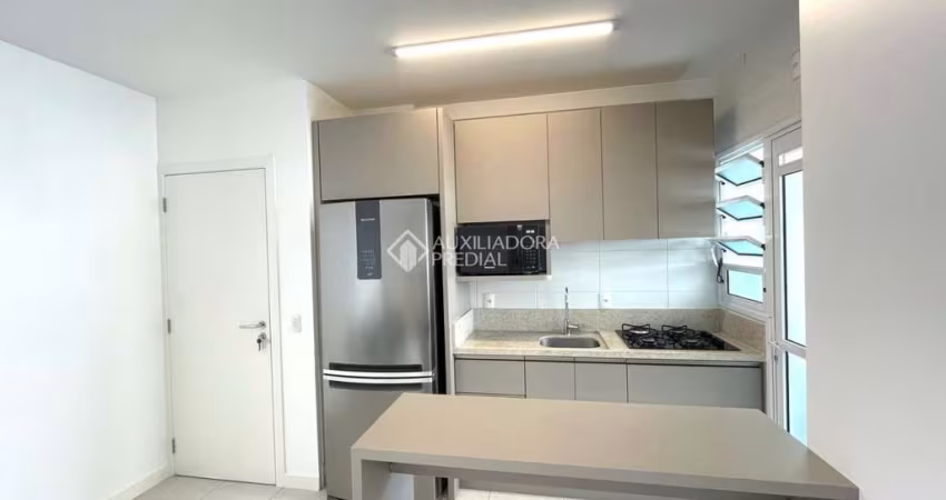 Apartamento com 3 quartos para alugar na Rua Sebastião Laurentino da Silva, 152, Córrego Grande, Florianópolis