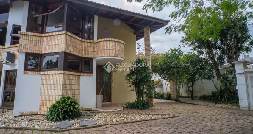 Casa em condomínio fechado com 4 quartos para alugar na Travessa José Antônio de Lima, 212, Itacorubi, Florianópolis