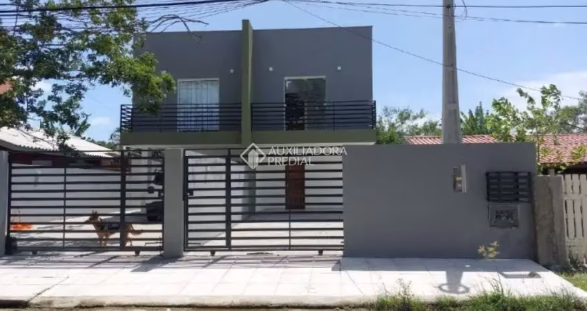 Casa em condomínio fechado com 3 quartos para alugar na Rua Olavo Juvenal Ramos, 325, Campeche, Florianópolis
