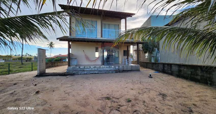 Casa a venda beira-mar em Barra de  Sirinhaém