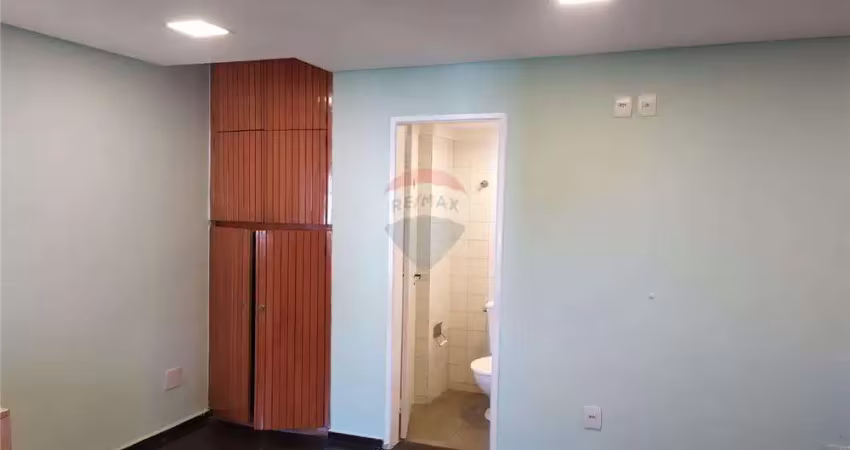 Excelente sala.. não perca tempo projetando, construindo e decorando, - esta sala está pronta.