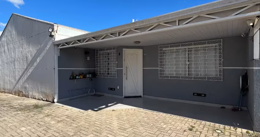 Linda casa com móveis no coração de fazenda rio grande - centro
