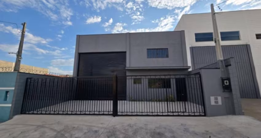 Galpão para alugar em Sorocaba,  novo no Jardim do Paço.