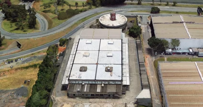 Galpão Industrial com Prédio Administrativo para alugar no Bairro Alphaville Empresarial em Barueri.