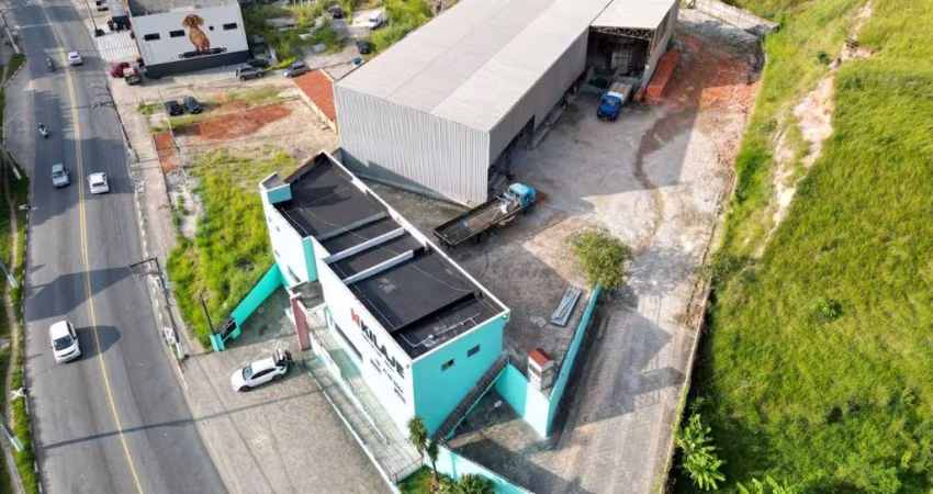 Galpão para alugar em Suzano, 1.300m² ao Goverador Rodoanel Mario Covas