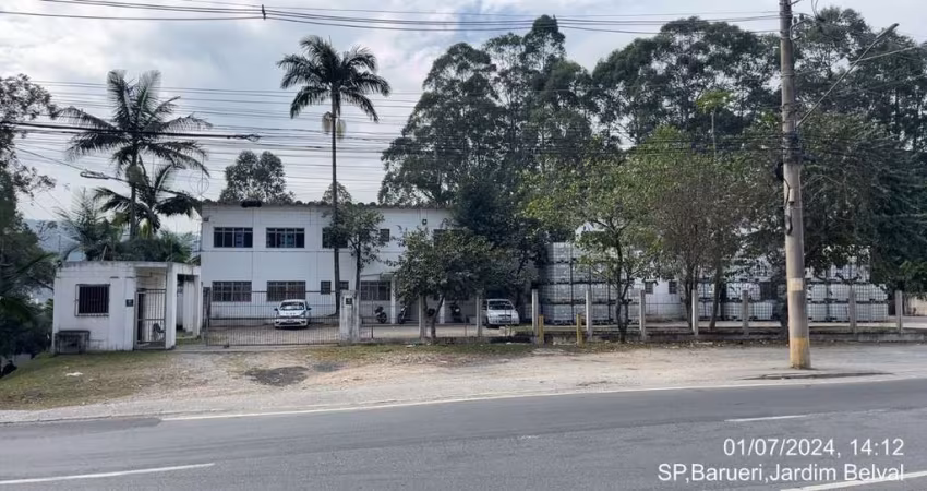 Galpão em Jandira para alugar Próximo à Rodovia Castelo Branco