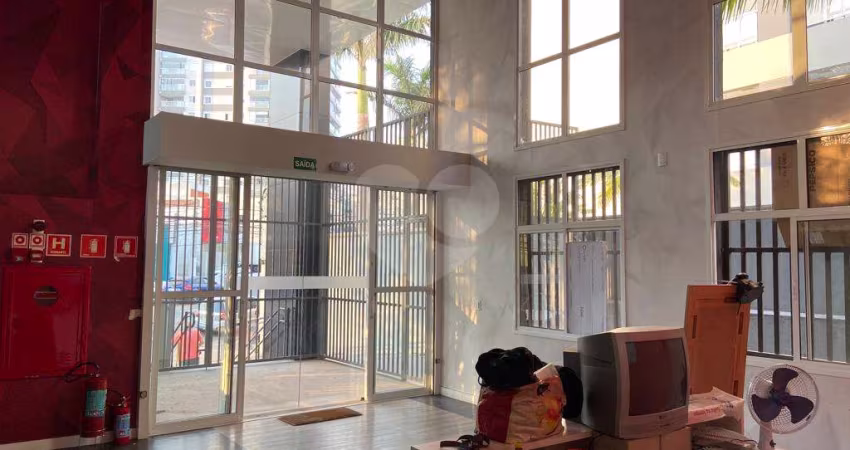 Prédio inteiro à venda em Vila Clementino - SP
