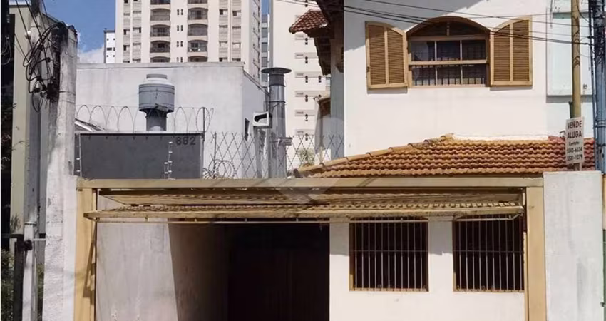 Sobrado à venda em Campo Belo - SP