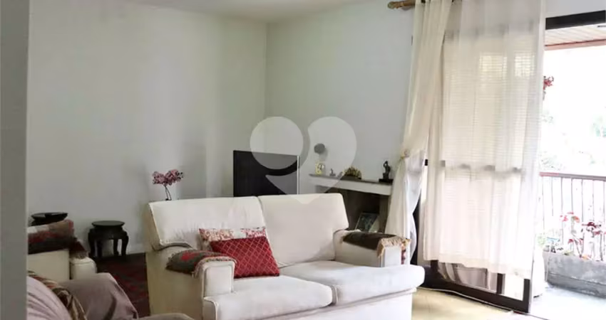 Apartamento com 4 quartos à venda em Vila Uberabinha - SP
