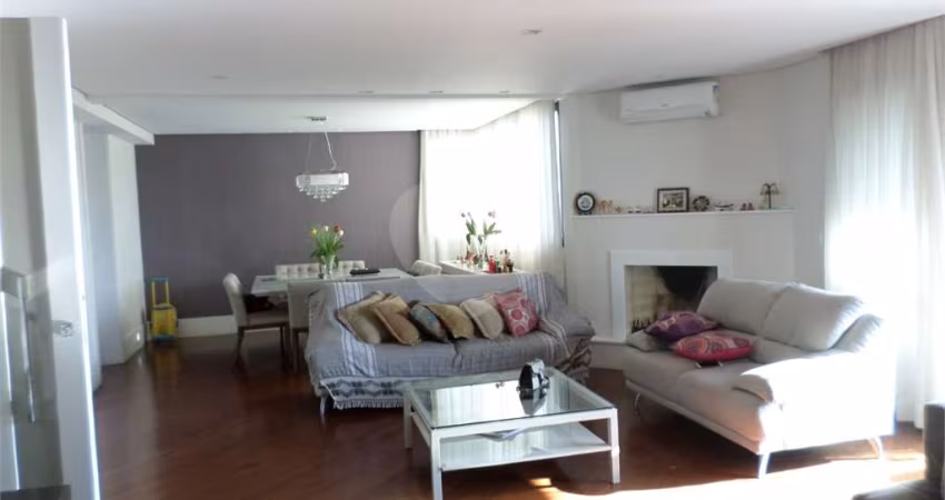 Apartamento com 4 quartos à venda em Lar São Paulo - SP