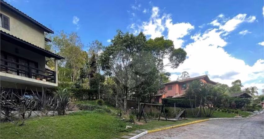 Condomínio com 4 quartos à venda em Chácara Dos Junqueiras - SP