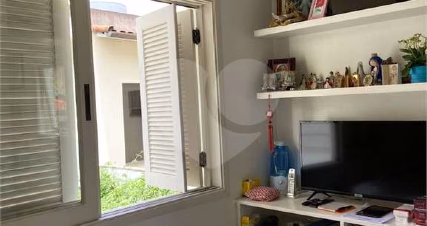 Casa com 3 quartos à venda em Parque Colonial - SP