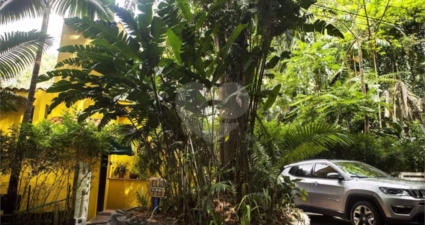 Condomínio com 3 quartos à venda em Condomínio Iolanda - SP