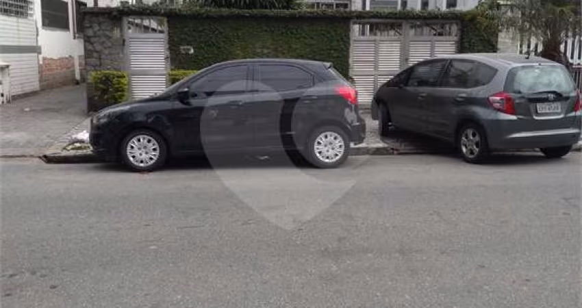 Sobrado com 3 quartos à venda em Boqueirão - SP