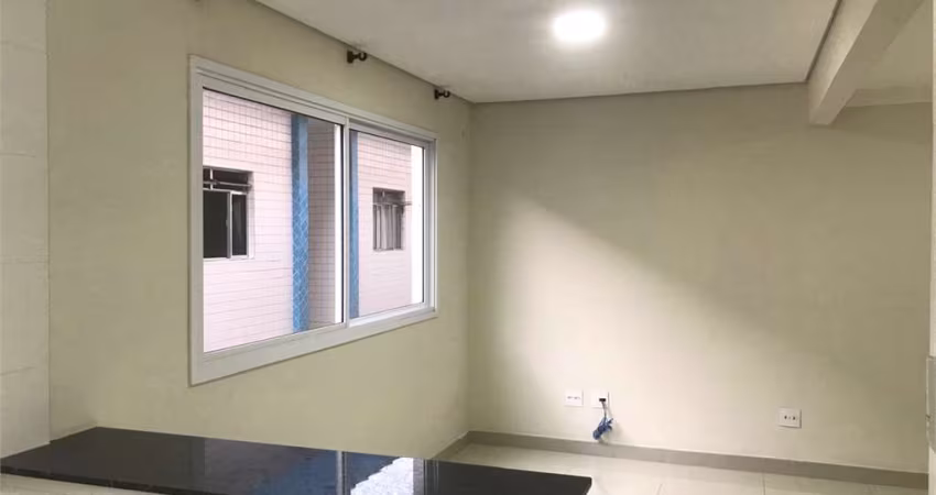 Condomínio com 2 quartos à venda em Macuco - SP