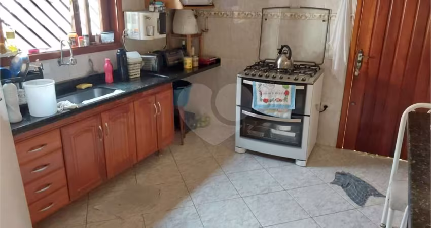 Sobrado com 3 quartos à venda em Jardim Jua - SP