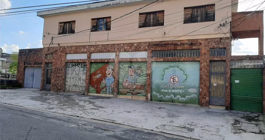 Sobrado com 8 quartos à venda em São João Clímaco - SP