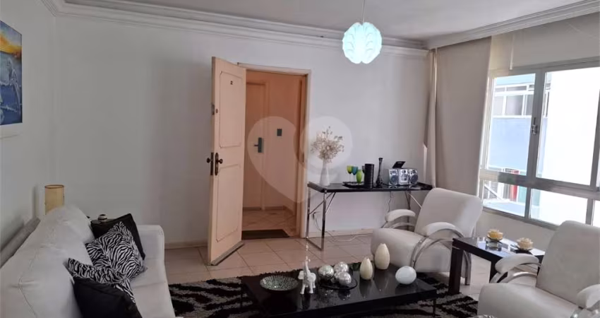 Apartamento com 3 quartos à venda em Gonzaga - SP