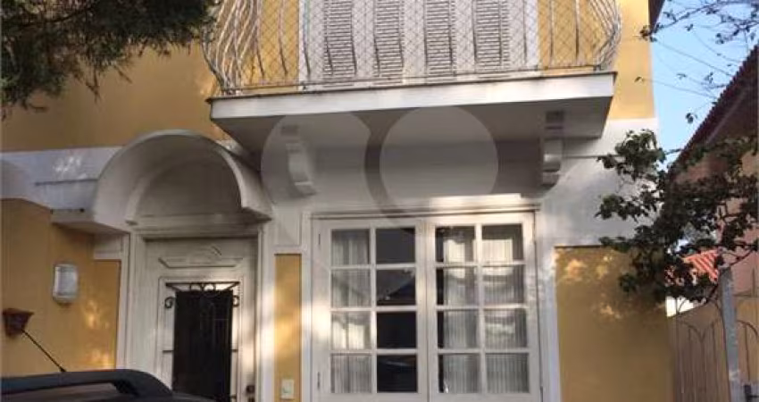Condomínio com 3 quartos à venda em Jardim Rosa Maria - SP