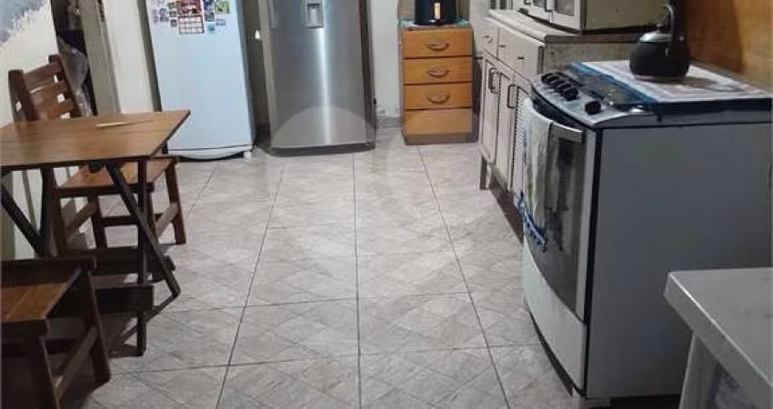 Casa com 3 quartos à venda em Bosque Da Saúde - SP