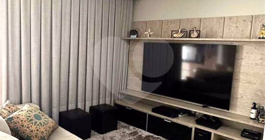 Apartamento com 3 quartos à venda em Jardim Avelino - SP