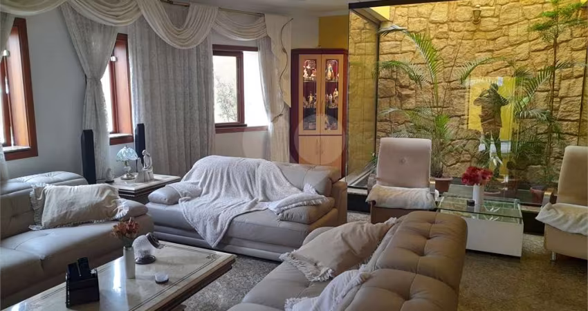 Sobrado com 3 quartos à venda em Jardim Guapira - SP