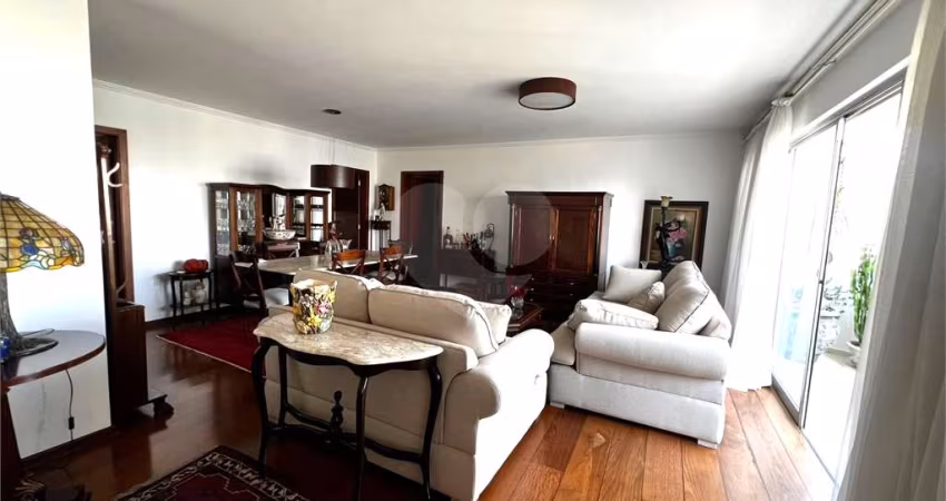 Apartamento com 3 quartos à venda em Vila Pompéia - SP