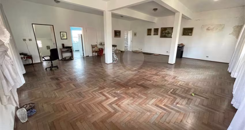 Casa com 3 quartos à venda em Jardim Panorama - SP