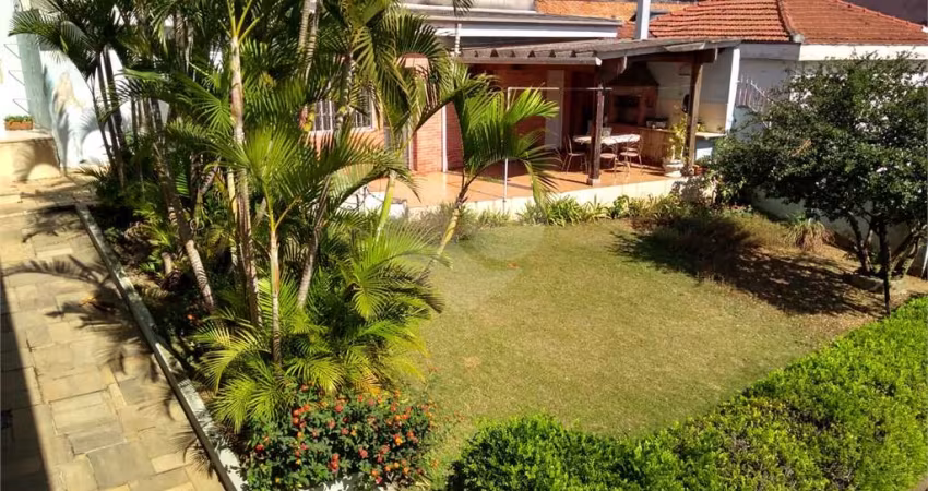 Casa térrea com 3 quartos à venda em Vila Bonilha - SP