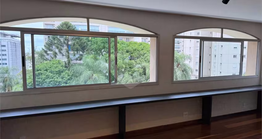 Apartamento com 4 quartos à venda em Bela Vista - SP