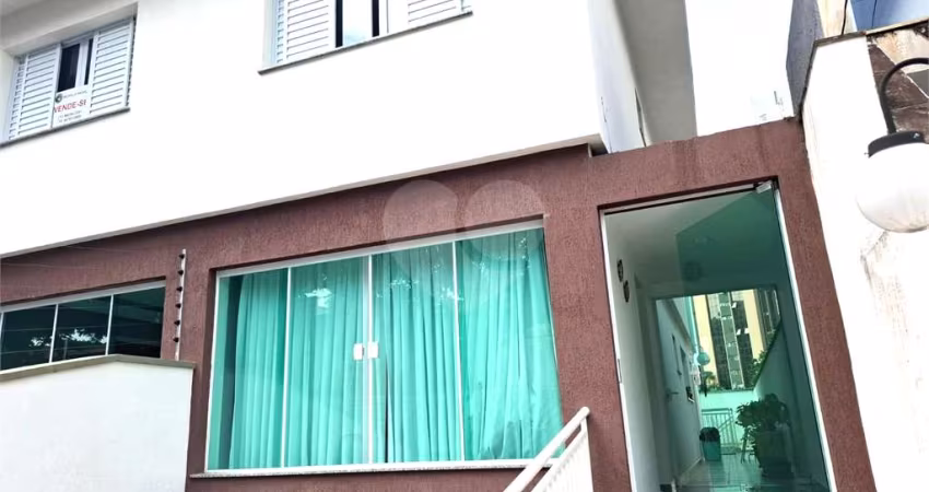 Sobrado com 3 quartos à venda em Jardim Avelino - SP