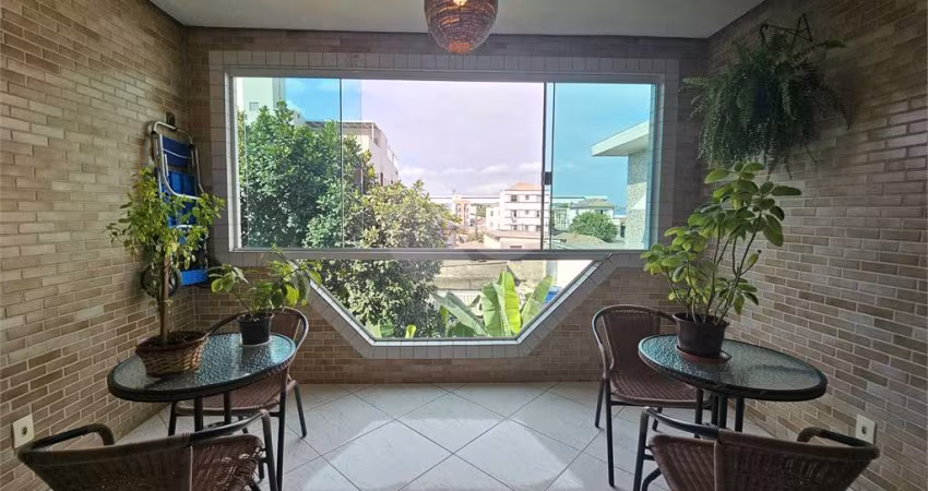 Casa com 3 quartos à venda em Estuário - SP