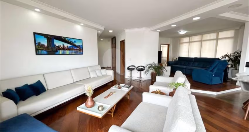 Apartamento com 4 quartos à venda em Vila Regente Feijó - SP