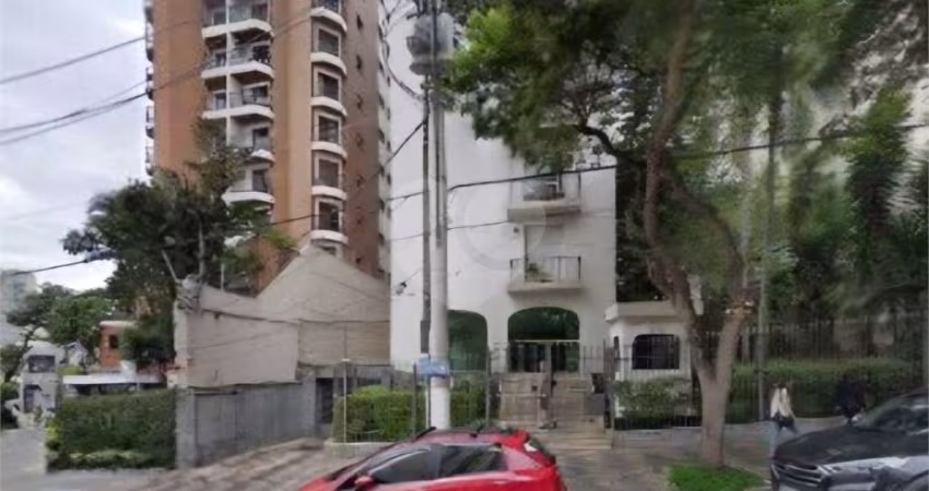 Apartamento com 3 quartos à venda em Aclimação - SP