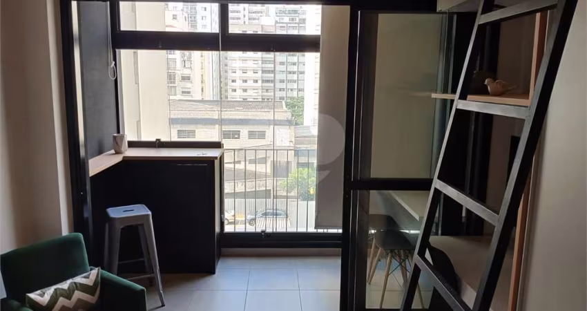 Apartamento com 1 quartos à venda ou para locação em Perdizes - SP
