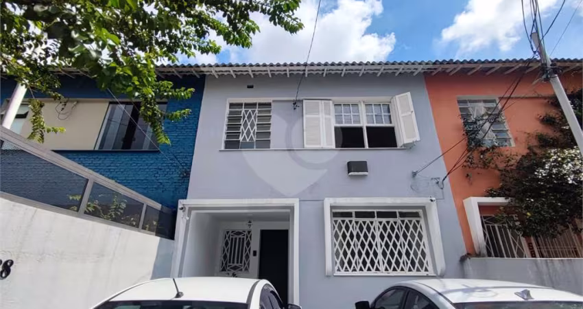 Casa com 3 quartos à venda em Perdizes - SP